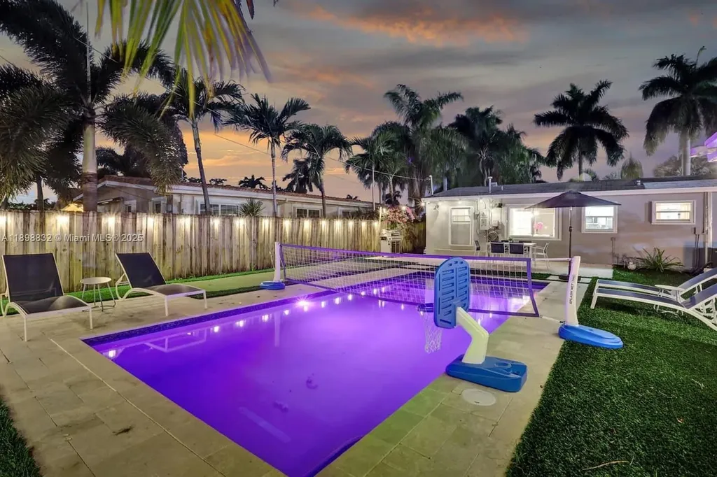 1124 NE 6th Street Hallandale Beach FL 33009