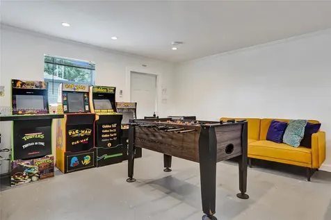 1124 NE 6th Street Hallandale Beach FL 33009