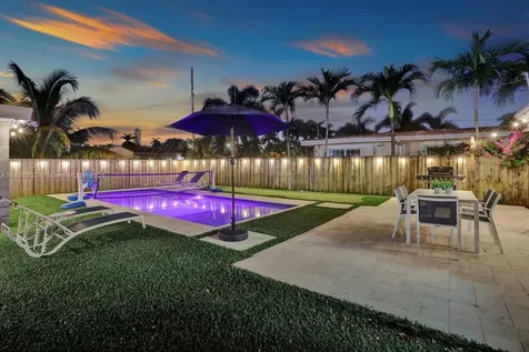 1124 NE 6th Street Hallandale Beach FL 33009