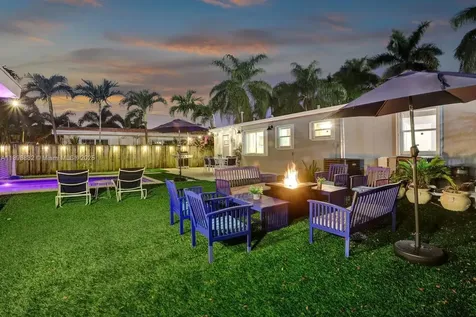 1124 NE 6th Street Hallandale Beach FL 33009