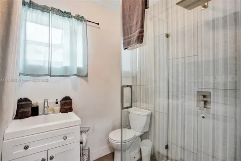 1124 NE 6th Street Hallandale Beach FL 33009