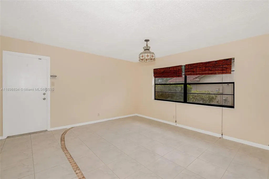 880 NW 110th Avenue Coral Springs FL 33071