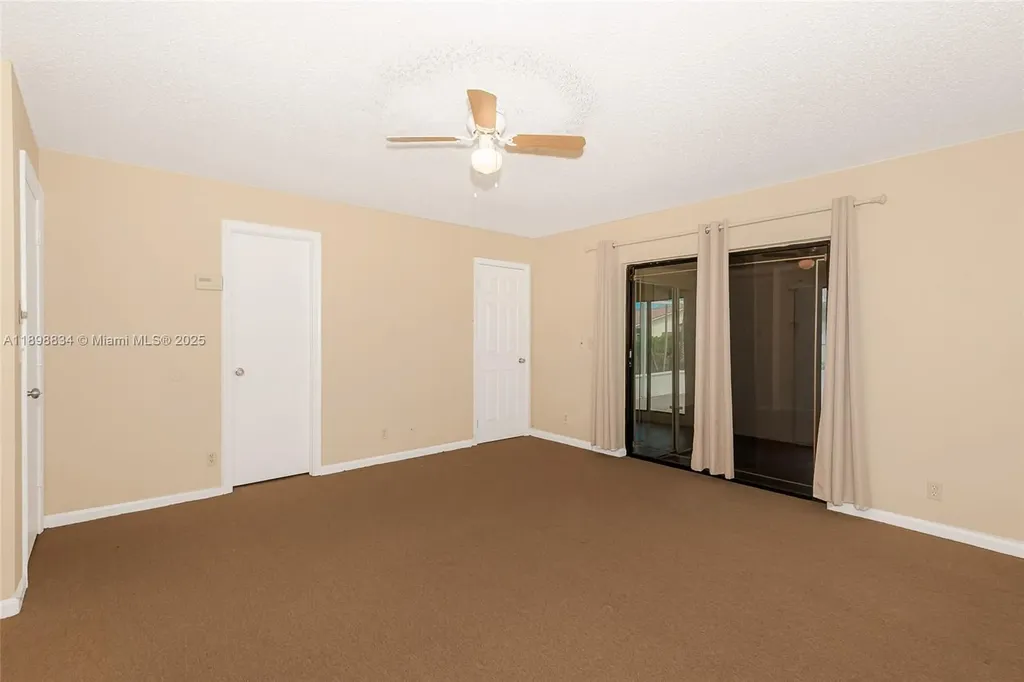 880 NW 110th Avenue Coral Springs FL 33071