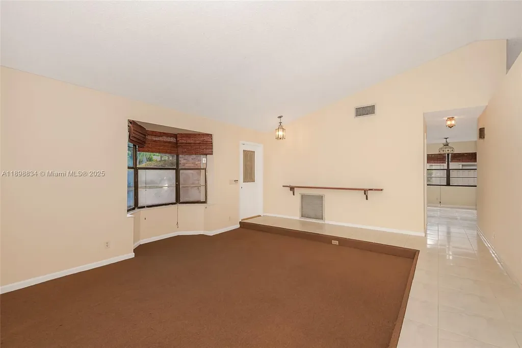 880 NW 110th Avenue Coral Springs FL 33071