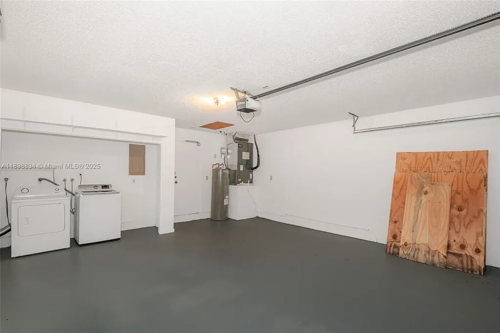 880 NW 110th Avenue Coral Springs FL 33071