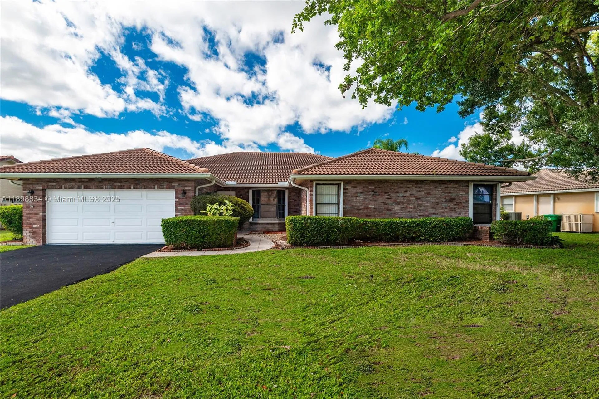 880 NW 110th Avenue Coral Springs FL 33071