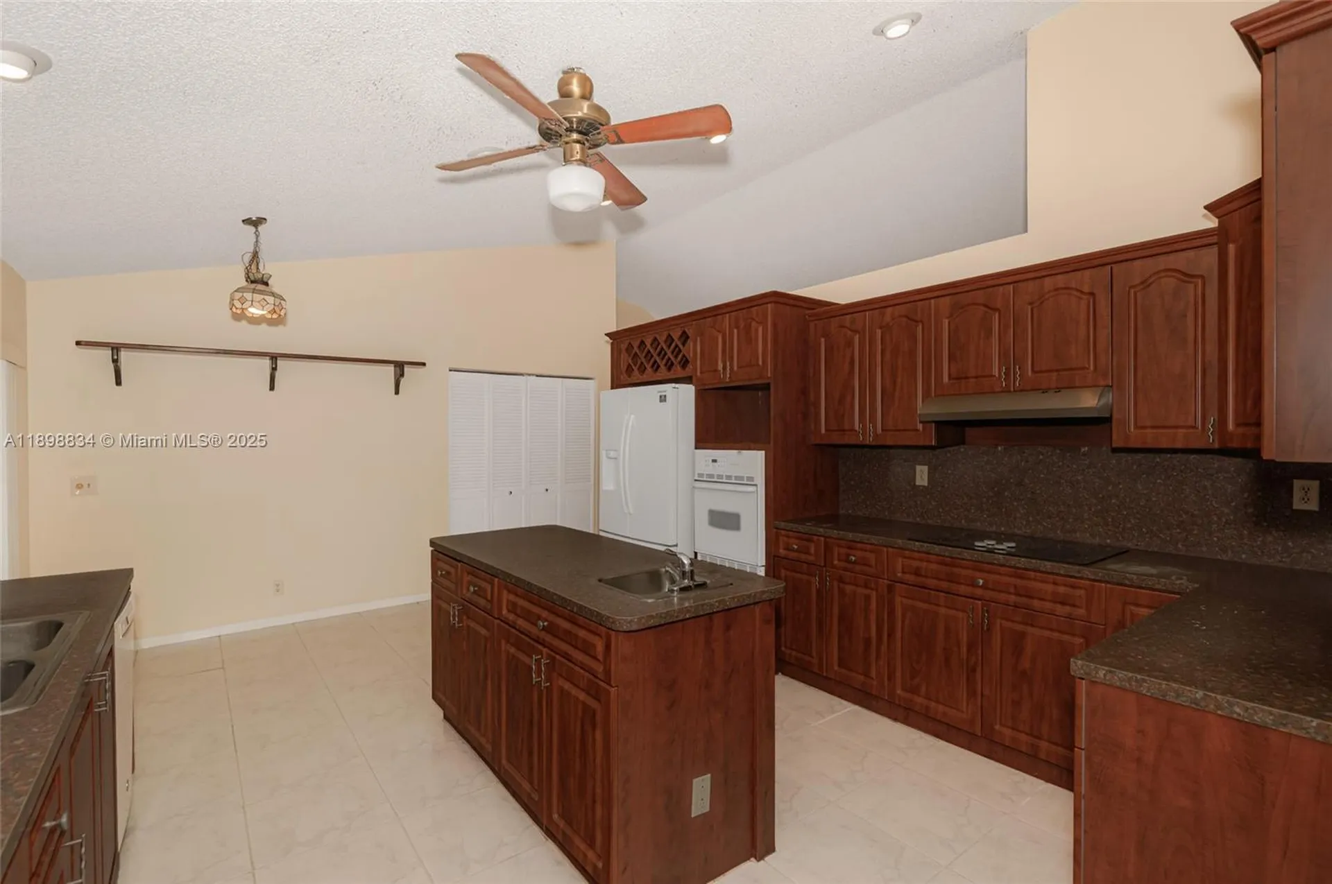 880 NW 110th Avenue Coral Springs FL 33071