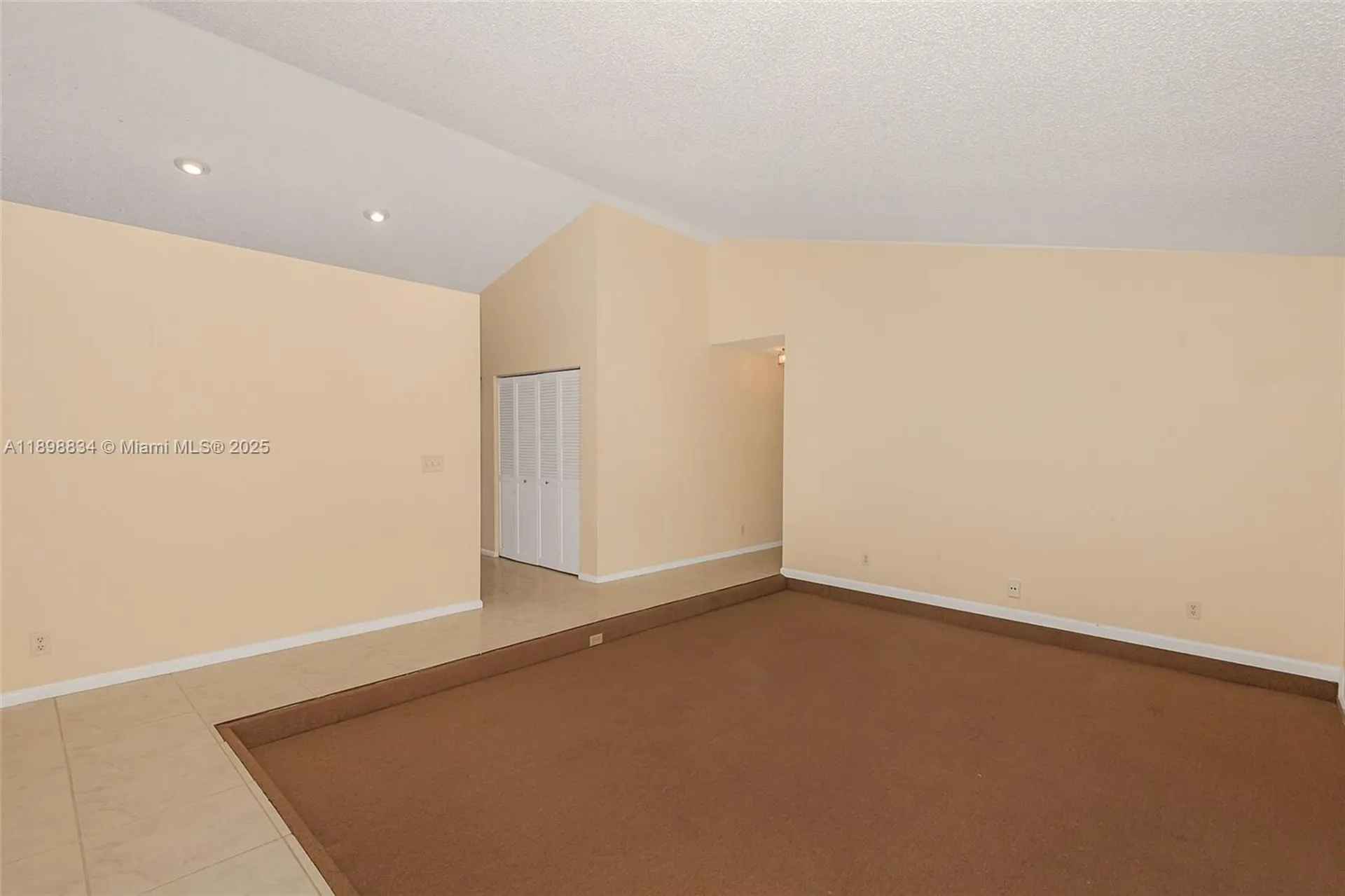 880 NW 110th Avenue Coral Springs FL 33071