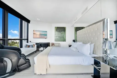 2201 Collins Avenue Miami Beach FL 33139