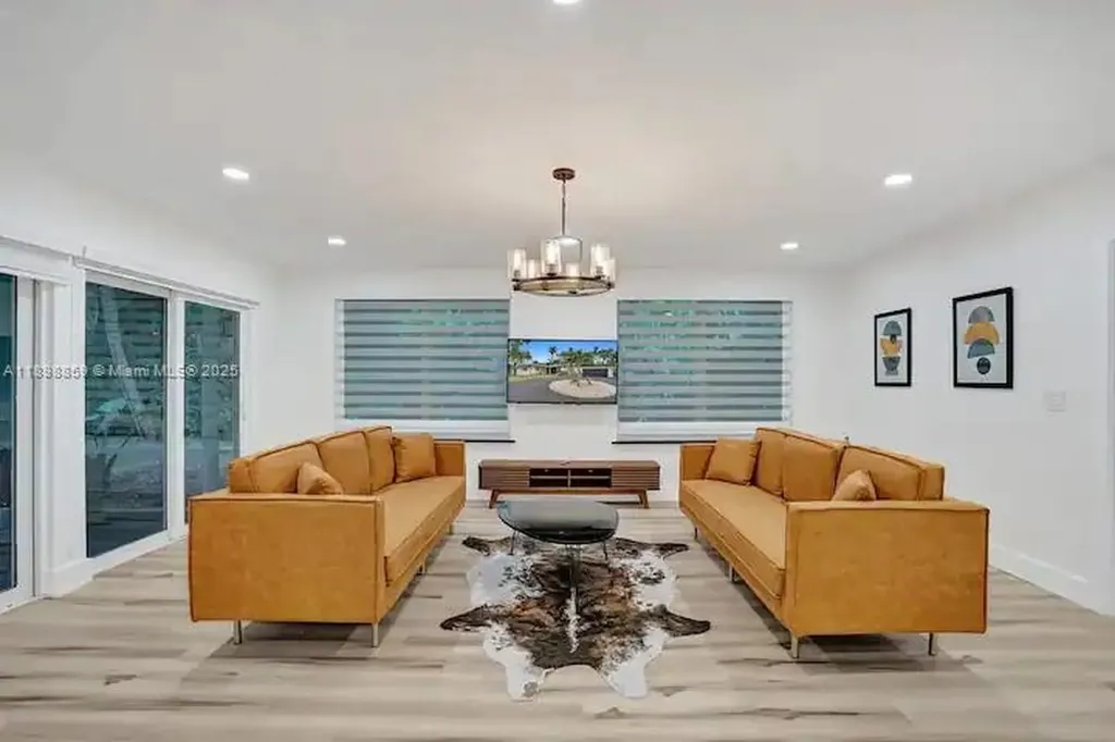 2100 SW 28th Way Fort Lauderdale FL 33312