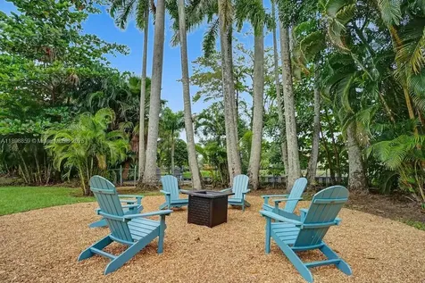 2100 SW 28th Way Fort Lauderdale FL 33312