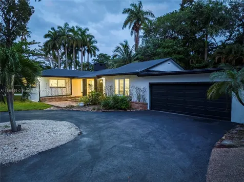 2100 SW 28th Way Fort Lauderdale FL 33312