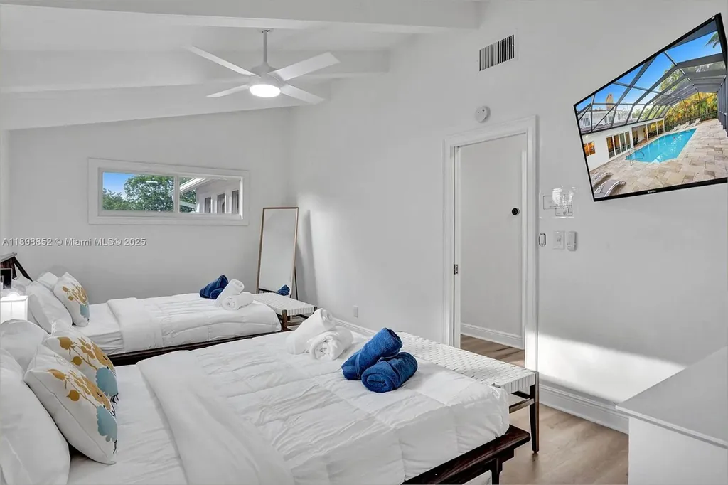 2120 SW 28th Way Fort Lauderdale FL 33312