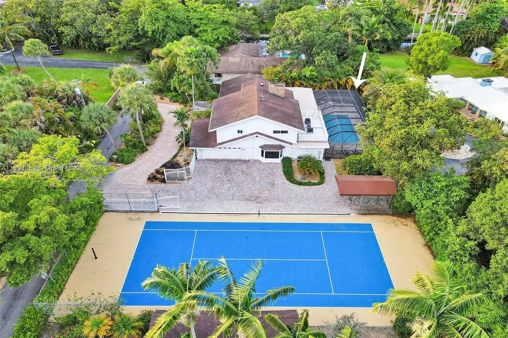 2120 SW 28th Way Fort Lauderdale FL 33312