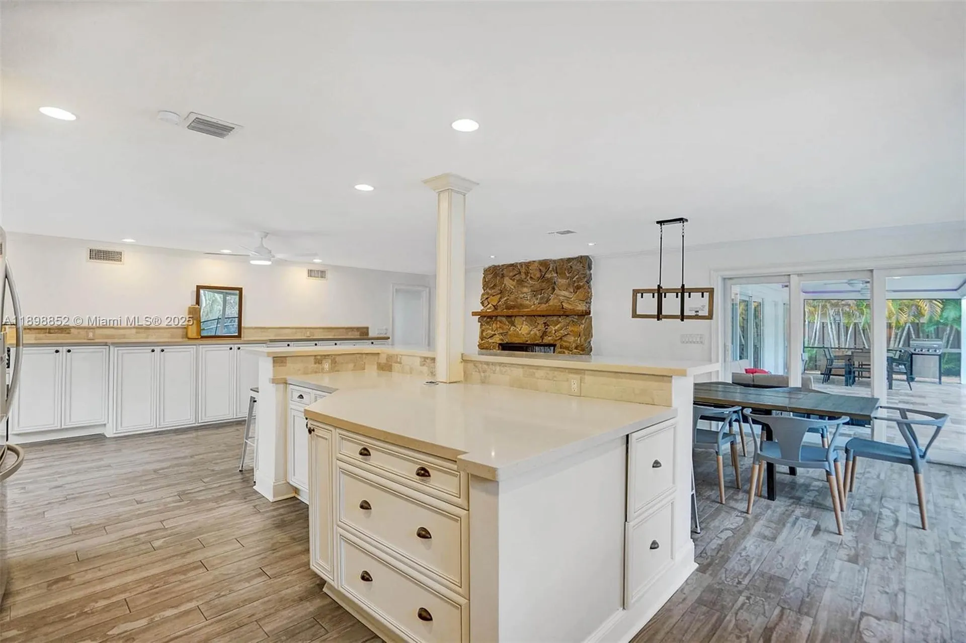 2120 SW 28th Way Fort Lauderdale FL 33312