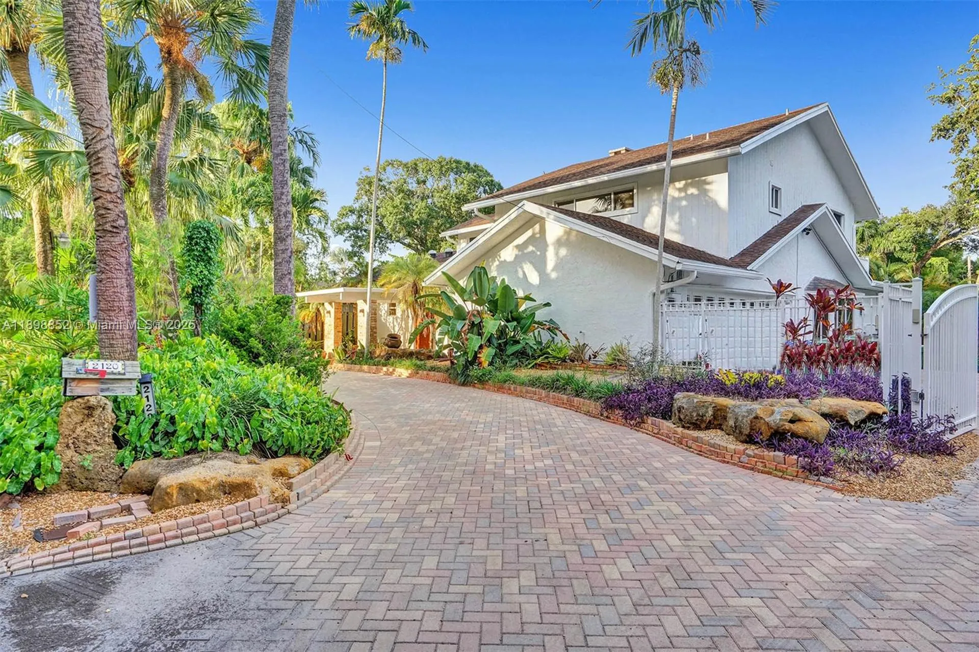 2120 SW 28th Way Fort Lauderdale FL 33312