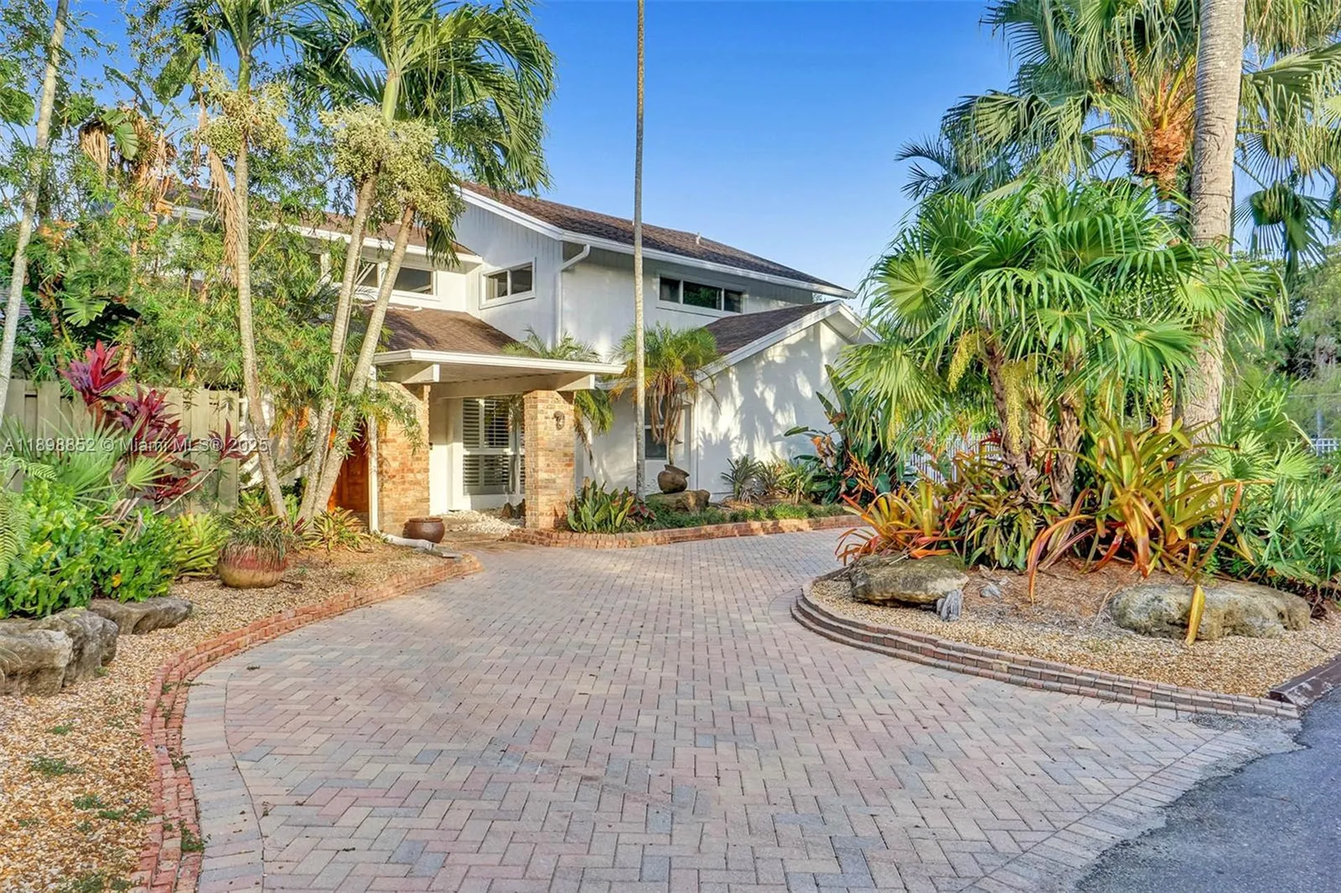 2120 SW 28th Way Fort Lauderdale FL 33312