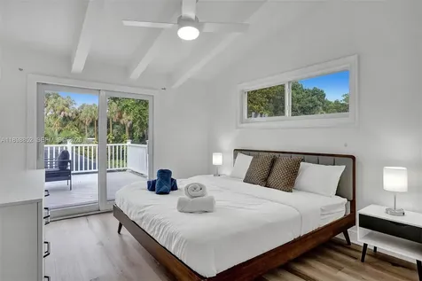 2120 SW 28th Way Fort Lauderdale FL 33312