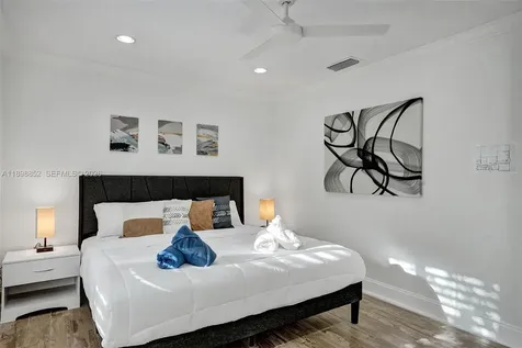 2120 SW 28th Way Fort Lauderdale FL 33312