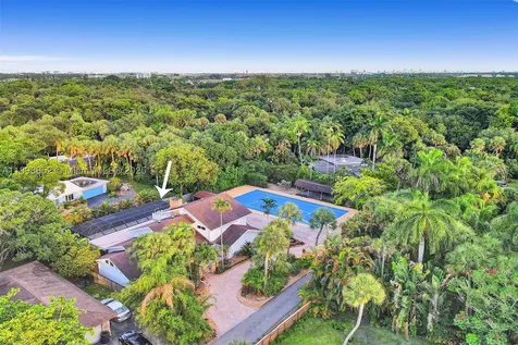 2120 SW 28th Way Fort Lauderdale FL 33312
