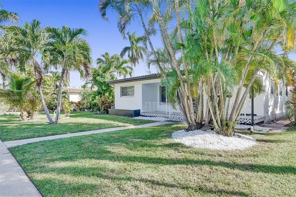 1230 Johnson Street Hollywood FL 33019