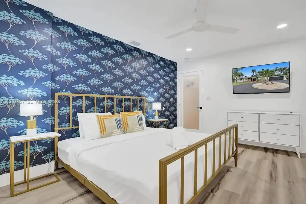 2100 SW 28th Way Fort Lauderdale FL 33312