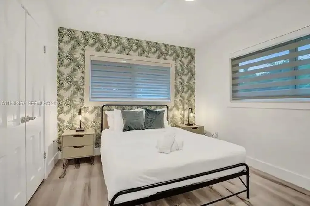 2100 SW 28th Way Fort Lauderdale FL 33312