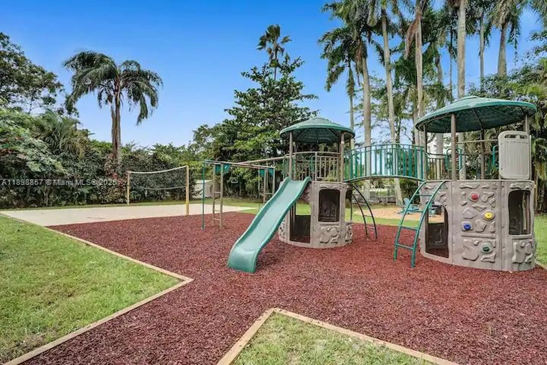 2100 SW 28th Way Fort Lauderdale FL 33312