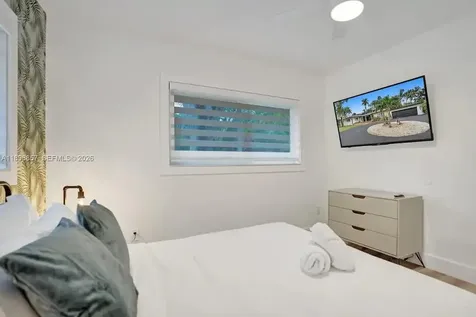 2100 SW 28th Way Fort Lauderdale FL 33312