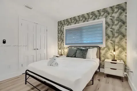 2100 SW 28th Way Fort Lauderdale FL 33312