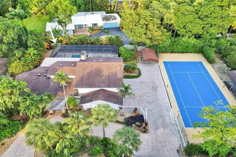 2120 SW 28th Way Fort Lauderdale FL 33312