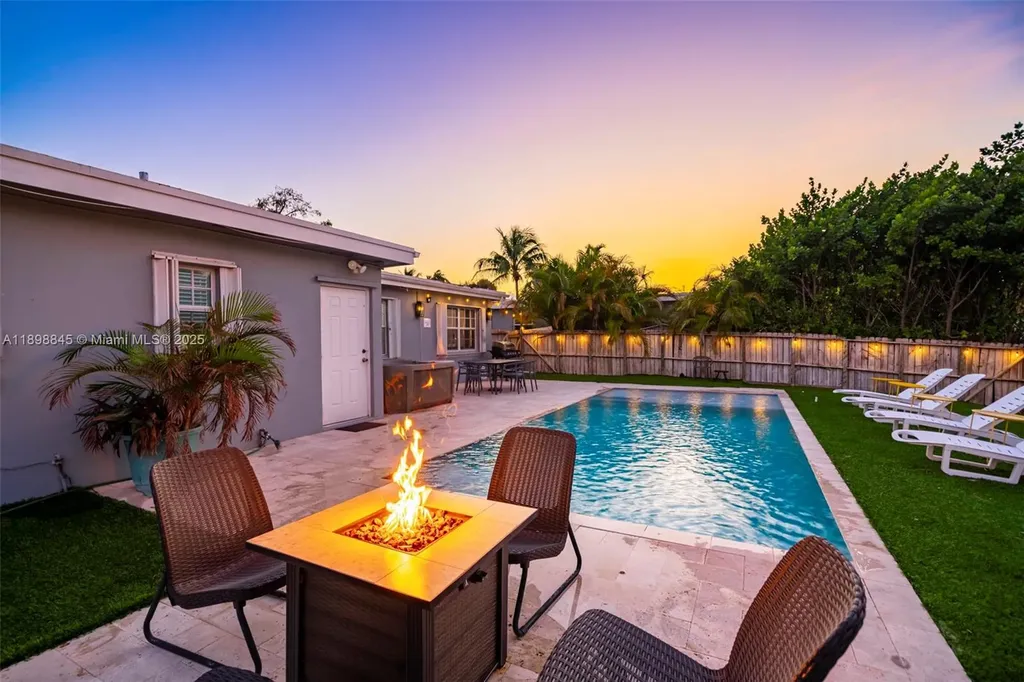 1305 Funston Street Hollywood FL 33019