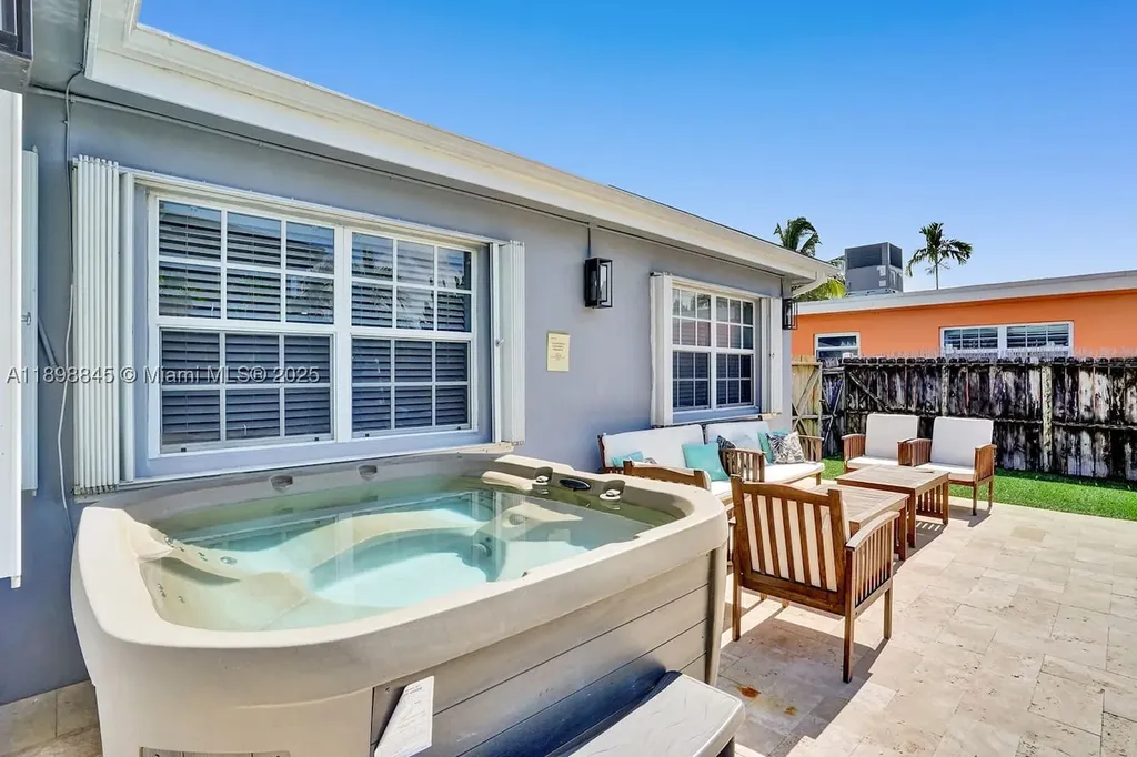 1305 Funston Street Hollywood FL 33019