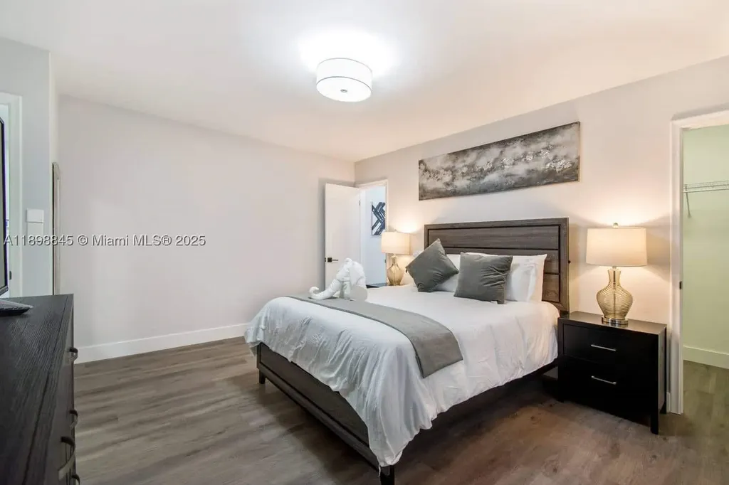 1305 Funston Street Hollywood FL 33019