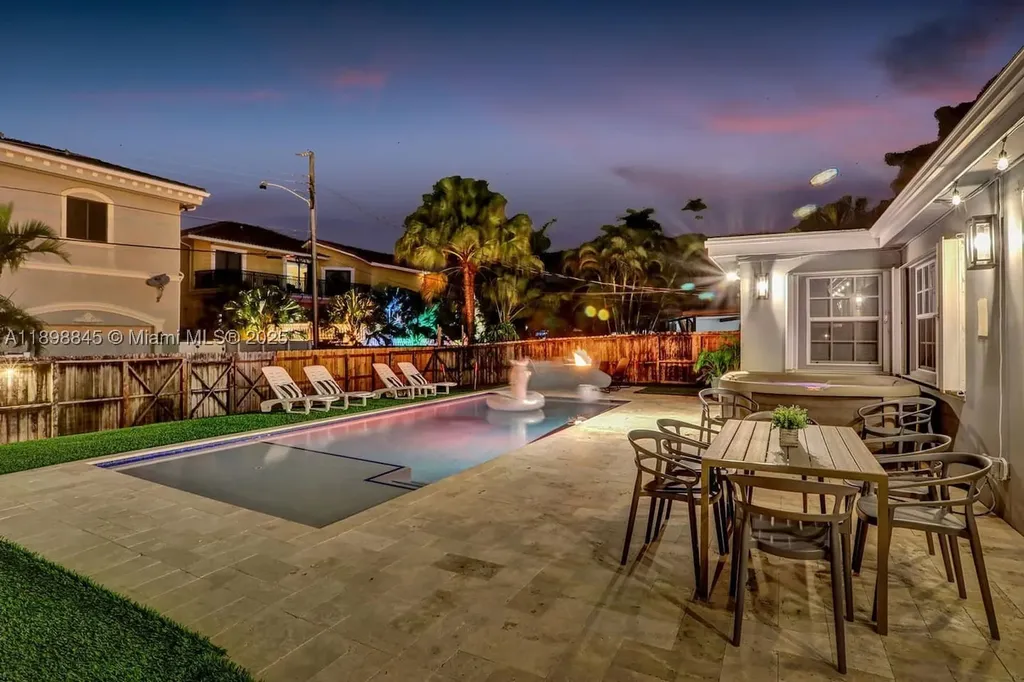1305 Funston Street Hollywood FL 33019