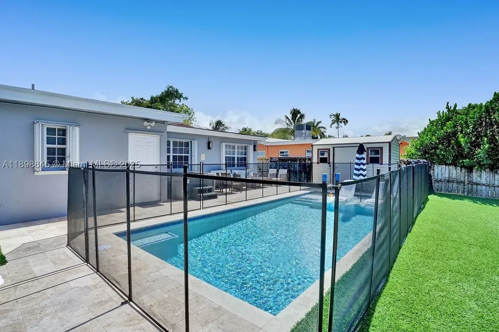1305 Funston Street Hollywood FL 33019