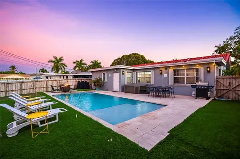 1305 Funston Street Hollywood FL 33019