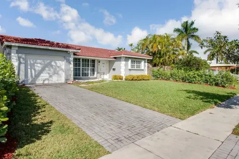 1305 Funston Street Hollywood FL 33019