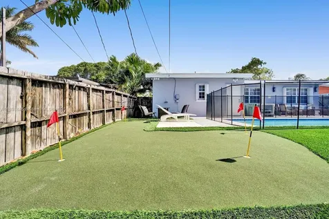 1305 Funston Street Hollywood FL 33019