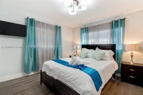 1305 Funston Street Hollywood FL 33019