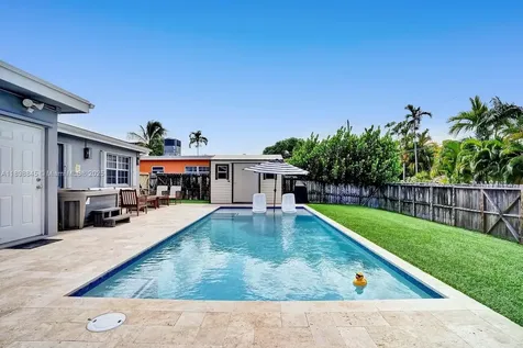 1305 Funston Street Hollywood FL 33019