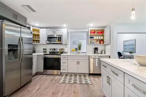 1305 Funston Street Hollywood FL 33019
