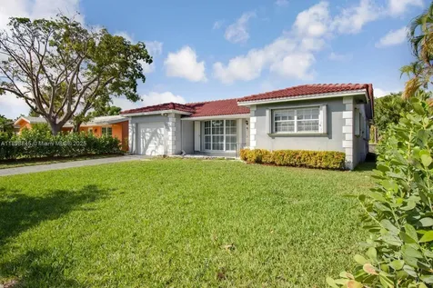 1305 Funston Street Hollywood FL 33019