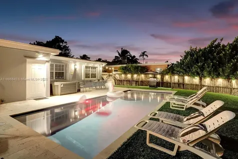 1305 Funston Street Hollywood FL 33019