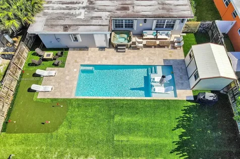 1305 Funston Street Hollywood FL 33019