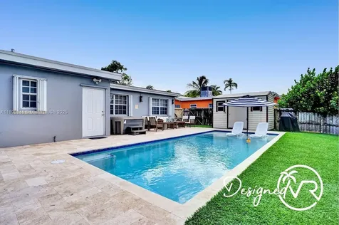 1305 Funston Street Hollywood FL 33019