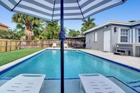 1305 Funston Street Hollywood FL 33019