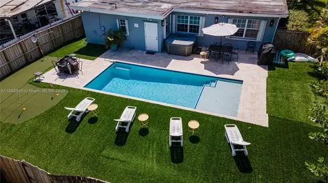 1305 Funston Street Hollywood FL 33019