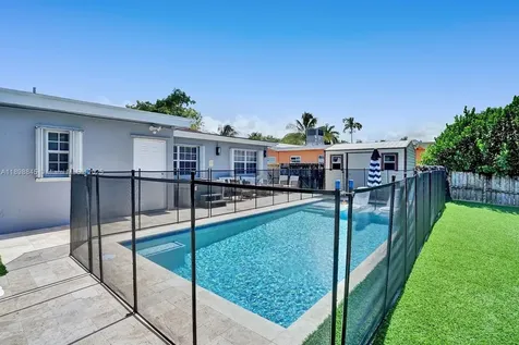 1305 Funston Street Hollywood FL 33019