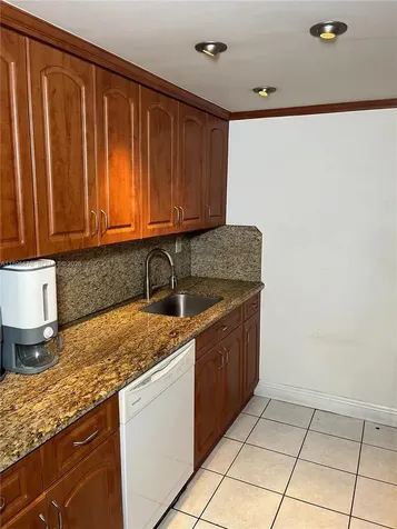 1673 Bay Road Miami Beach FL 33139